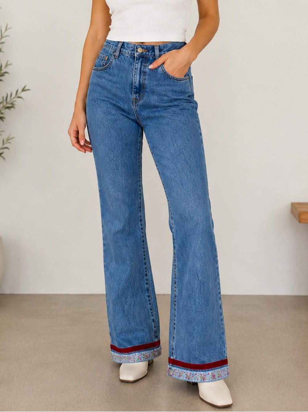 Vintage Ashley Stewart High Rise Light Wash Flared Jeans Embroidered Cuff 14